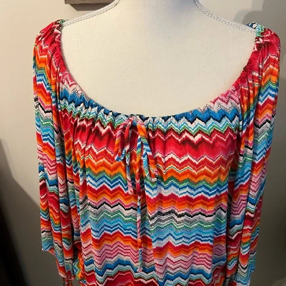 La Blanca Swimsuit Cover Up. Size Large. Beautiful colors and comfortable! - Picture 3 of 9